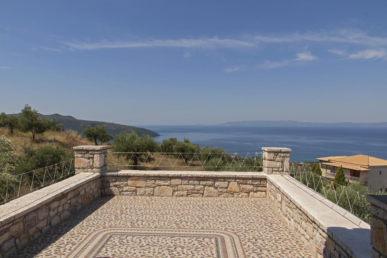 Ellinas Homes Megali Mantineia エクステリア 写真