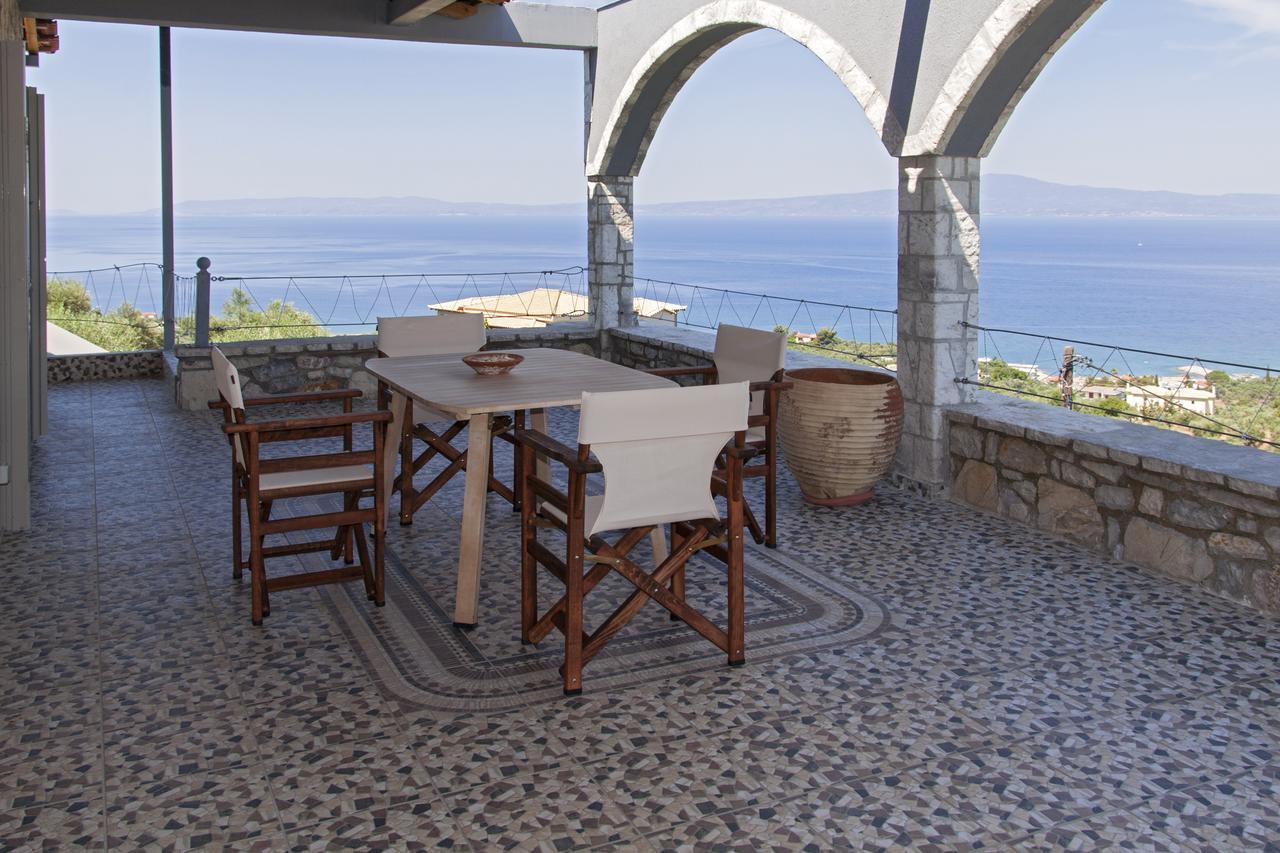 Ellinas Homes Megali Mantineia エクステリア 写真