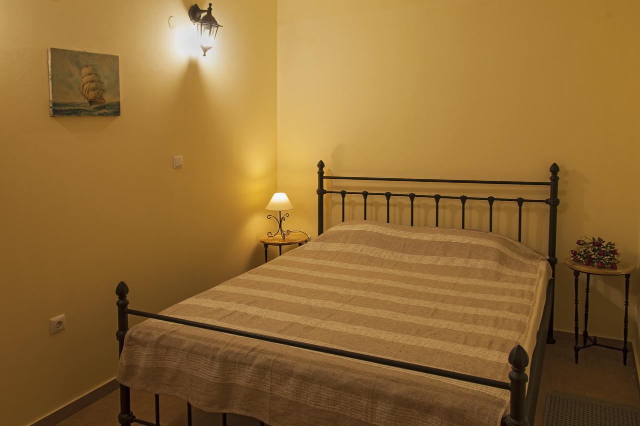 Ellinas Homes Megali Mantineia エクステリア 写真